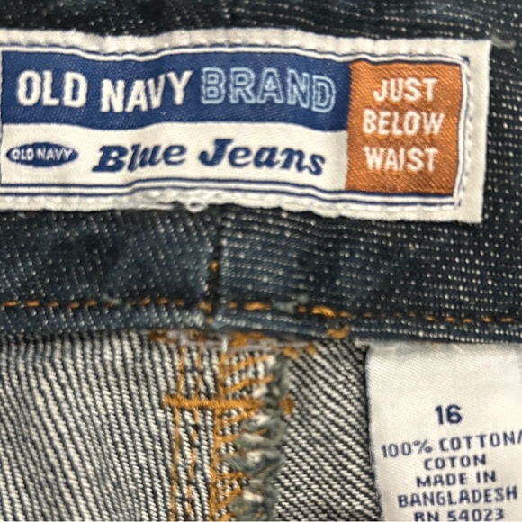 Old Navy Women’s Dark Blue Relaxed Jeans - Picture 2 of 6